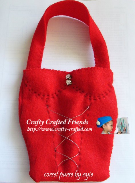 A Crafty-Crafted Friend's submission of a felt corset purse.