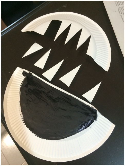 paper plate shark craft for kids 2